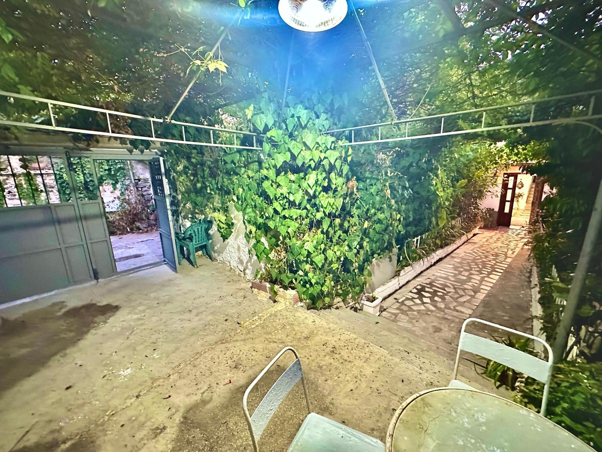 Grandpas House Hotel จีโรคาสเตอร์ ภายนอก รูปภาพ